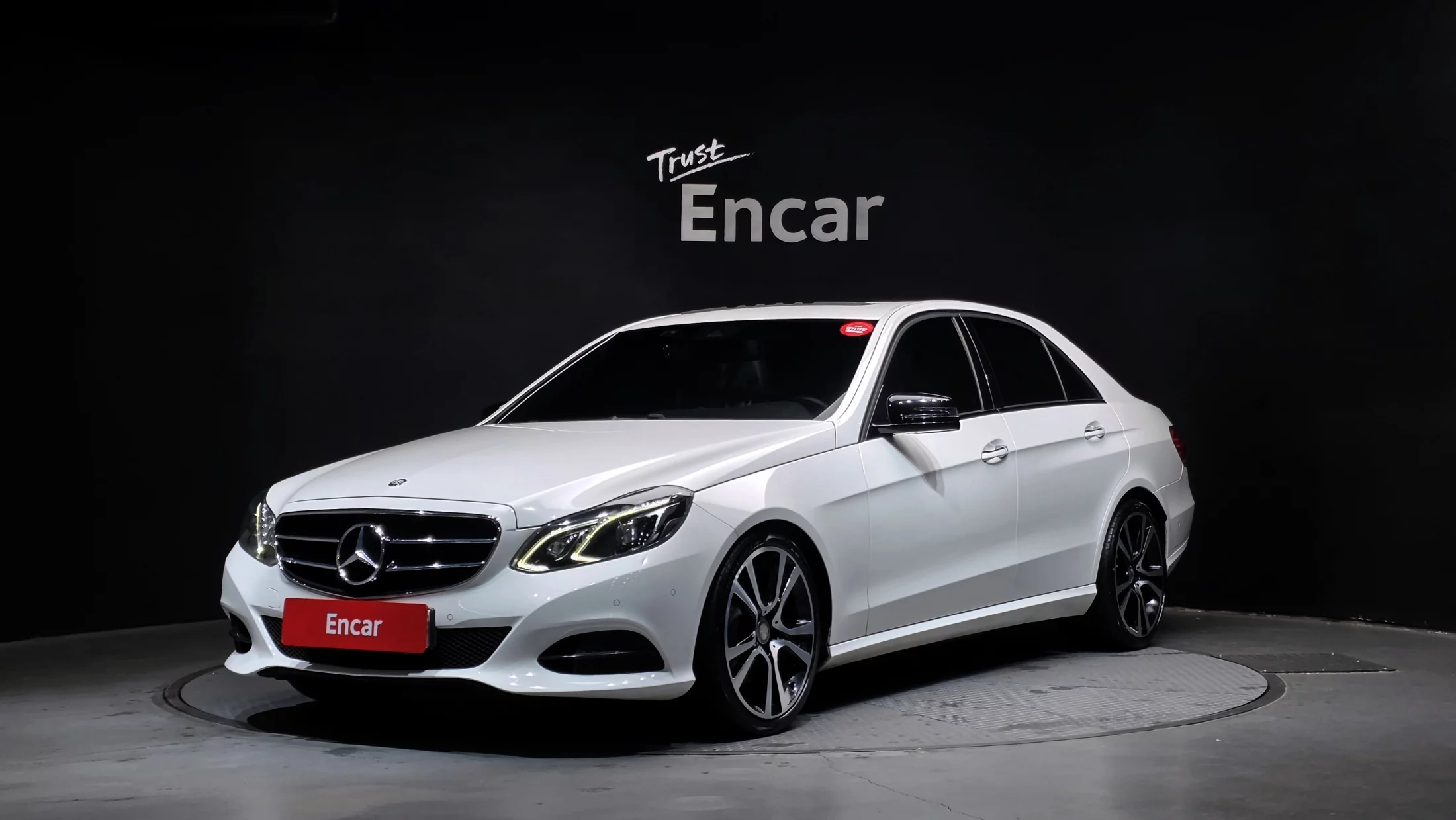 Mercedes-Benz E-Класс 2015