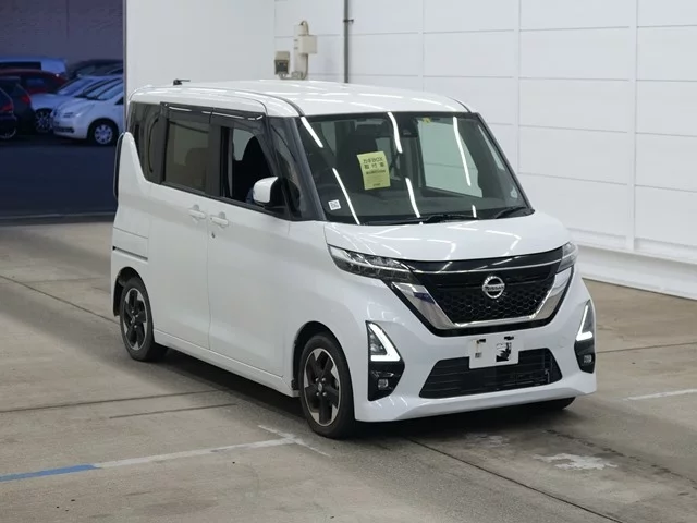 Nissan Roox Лот № 2020