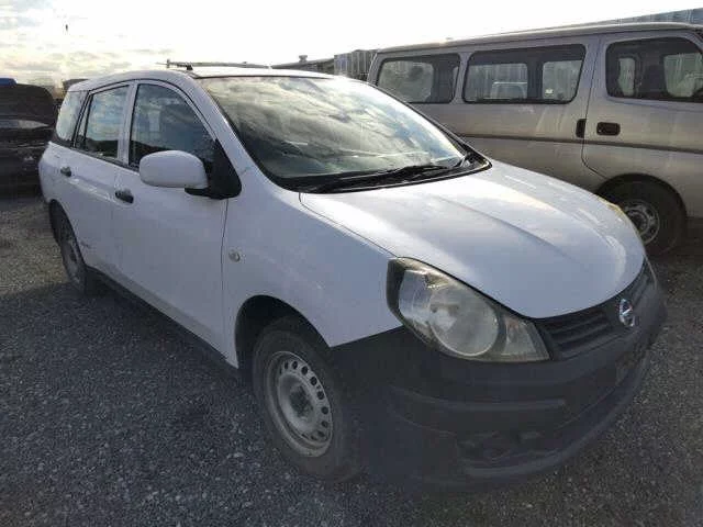 Nissan Ad Лот № 2012