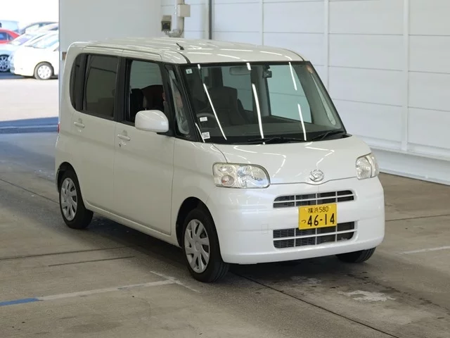Daihatsu Tanto Лот № 2009