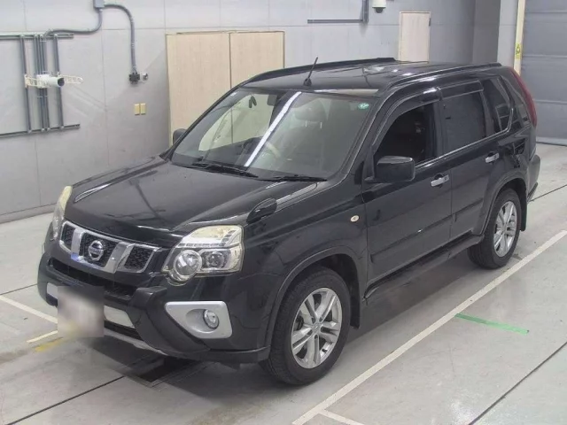 Nissan X-Trail Лот № 11038 2015