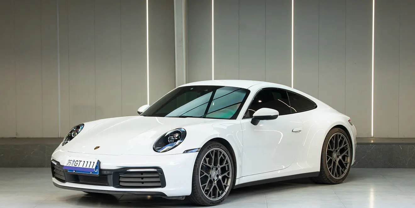 Porsche 911 VIII (992)