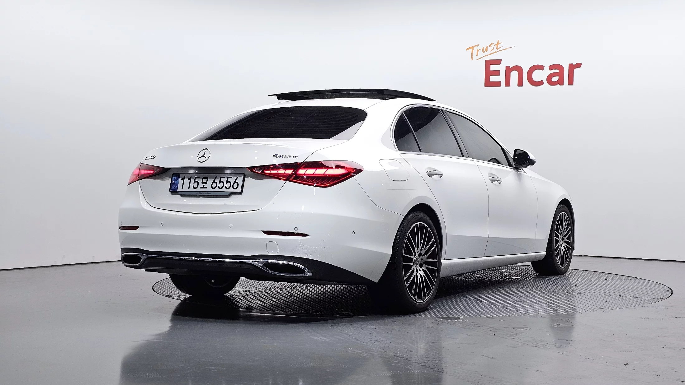 Mercedes-Benz C-Класс 2024