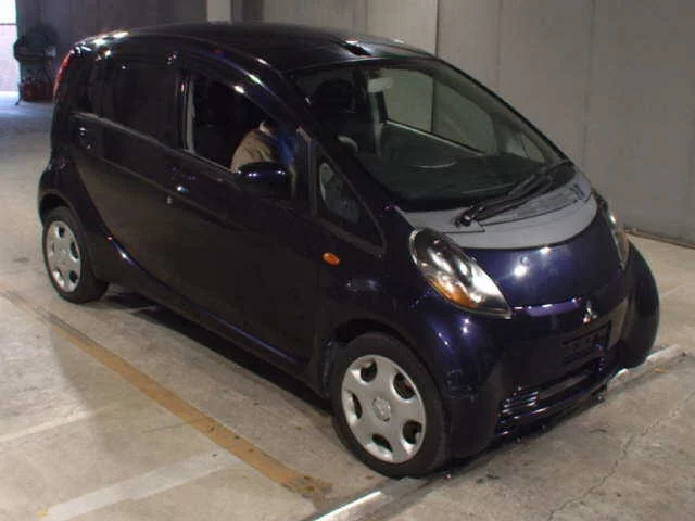 Mitsubishi I Лот № 2010
