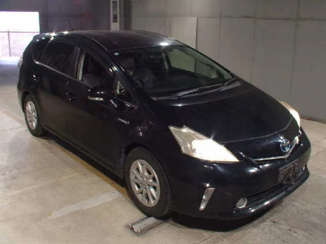 Toyota Prius III Рестайлинг (XW30)