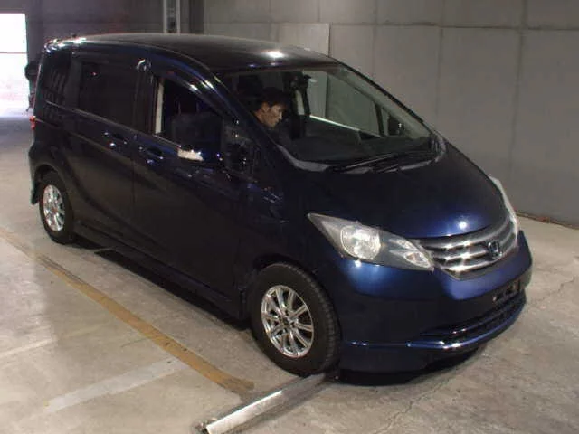 Honda Freed Лот № 2008