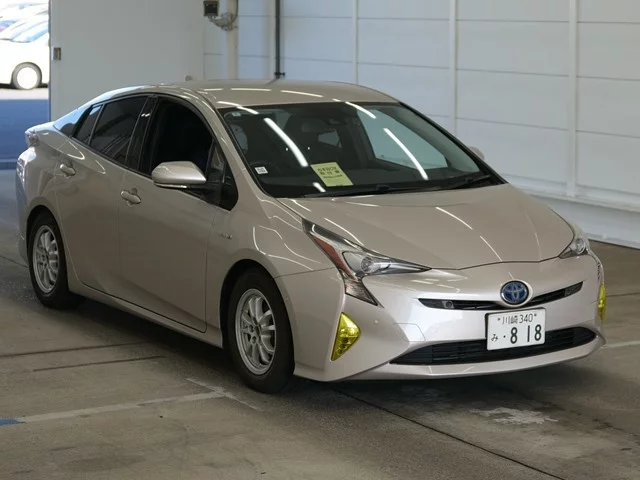 Toyota Prius Лот № 2016