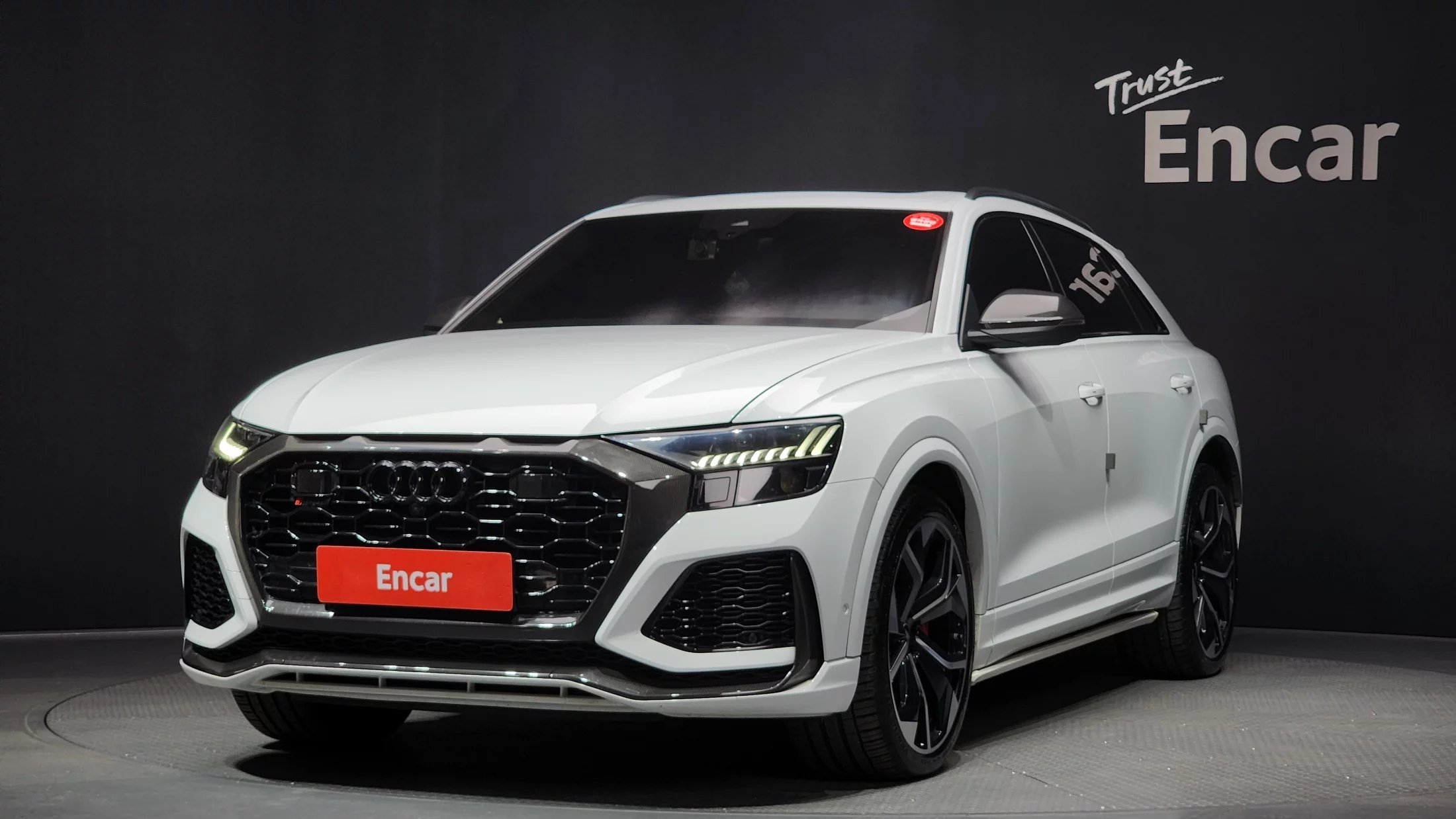Audi RS Q8