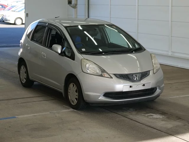 Honda Fit Лот № 2009