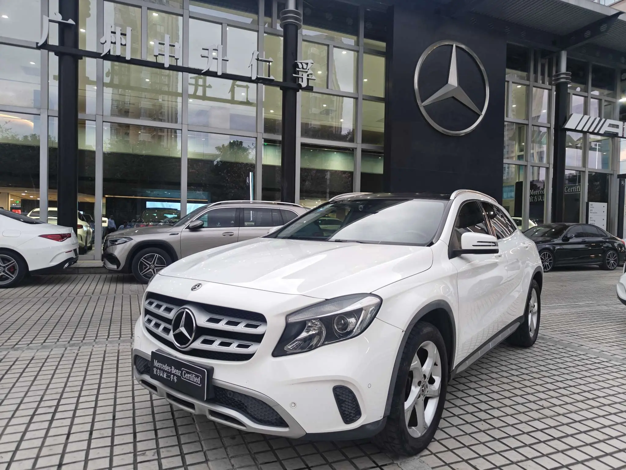 Mercedes-Benz GLA I (X156) Рестайлинг