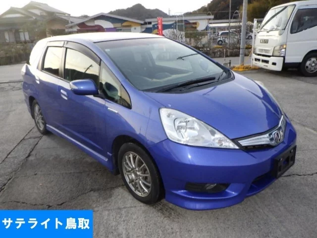 Honda Fit Shuttle Лот № 2013