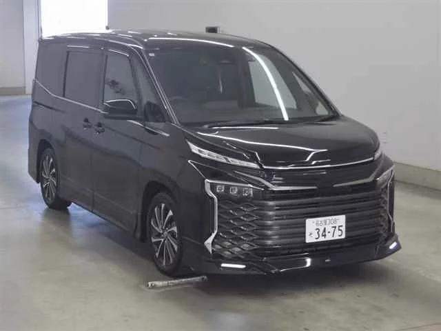 Toyota Voxy IV (R90)