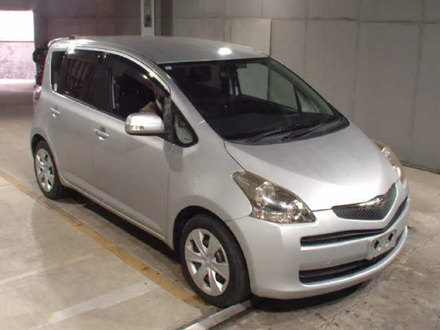 Toyota Ractis Лот № 2010