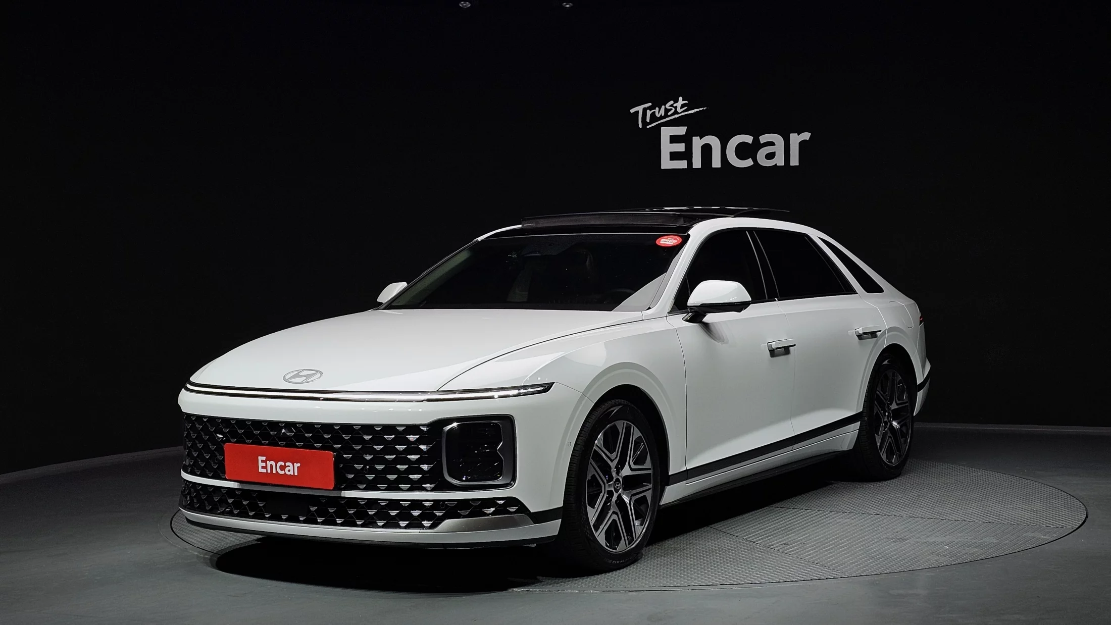 Hyundai Grandeur 3.5 Lpg 2Wd Exclusive 3.5 LPG 2WD 2023