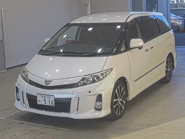 Toyota Estima Лот № 2013