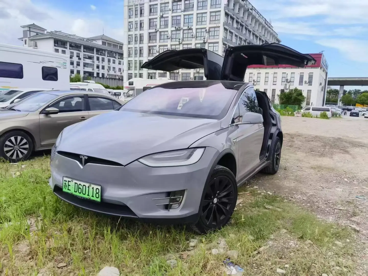 Tesla Model X I