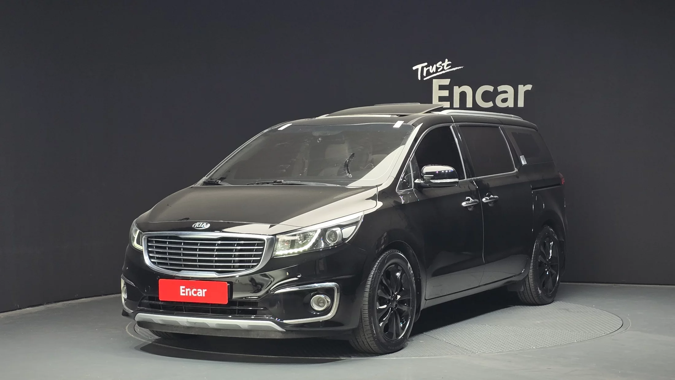 Kia Carnival III