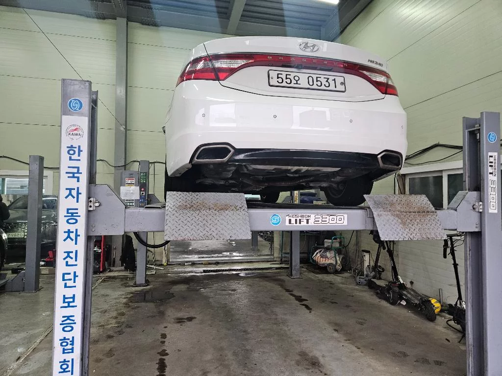 Hyundai Grandeur 2016