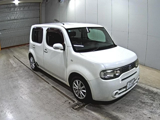 Nissan Cube Лот № 2013