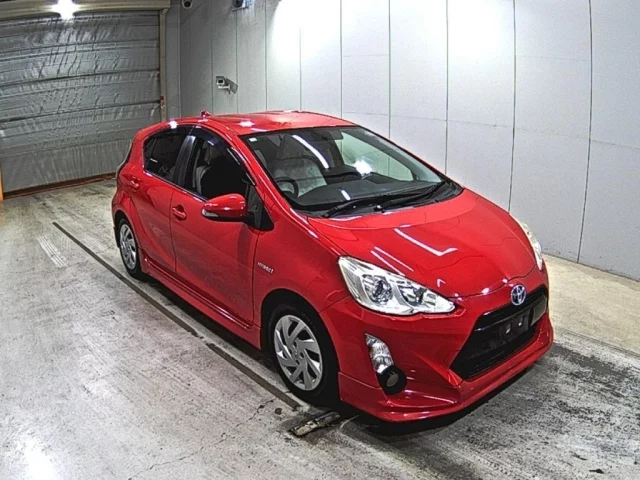 Toyota Aqua I Рестайлинг