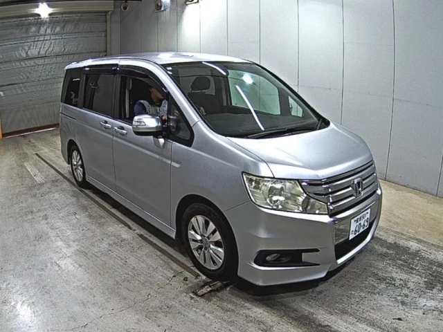 Honda Step Wagon Лот № 2010
