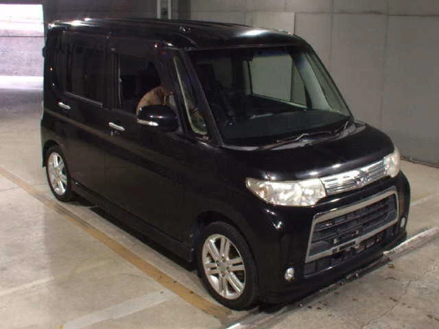 Daihatsu Tanto Лот № 2013
