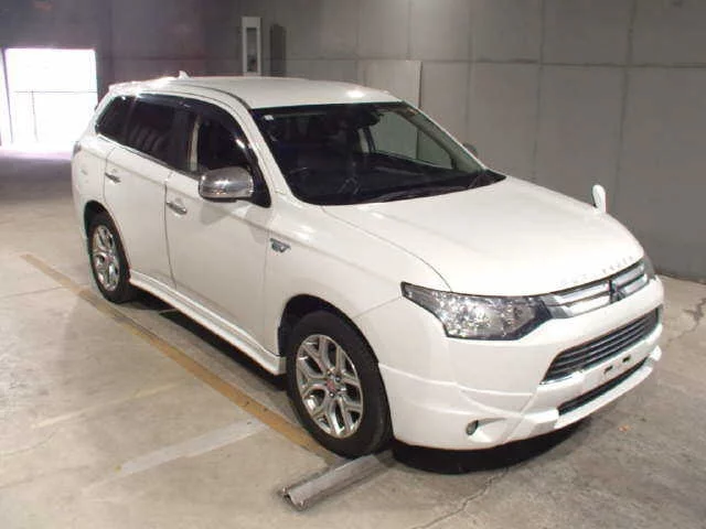 Mitsubishi Outlander III Рестайлинг