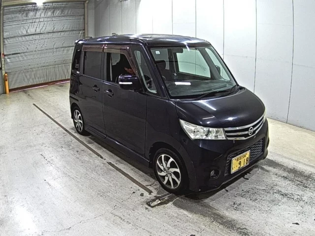 Nissan Roox I