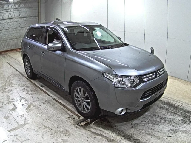 Mitsubishi Outlander III Рестайлинг
