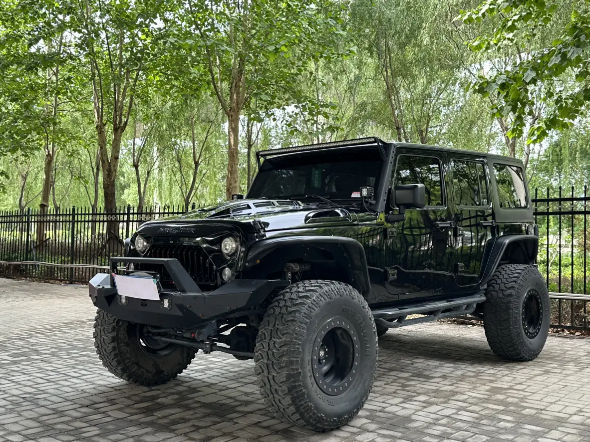 Jeep Wrangler IV (JL)