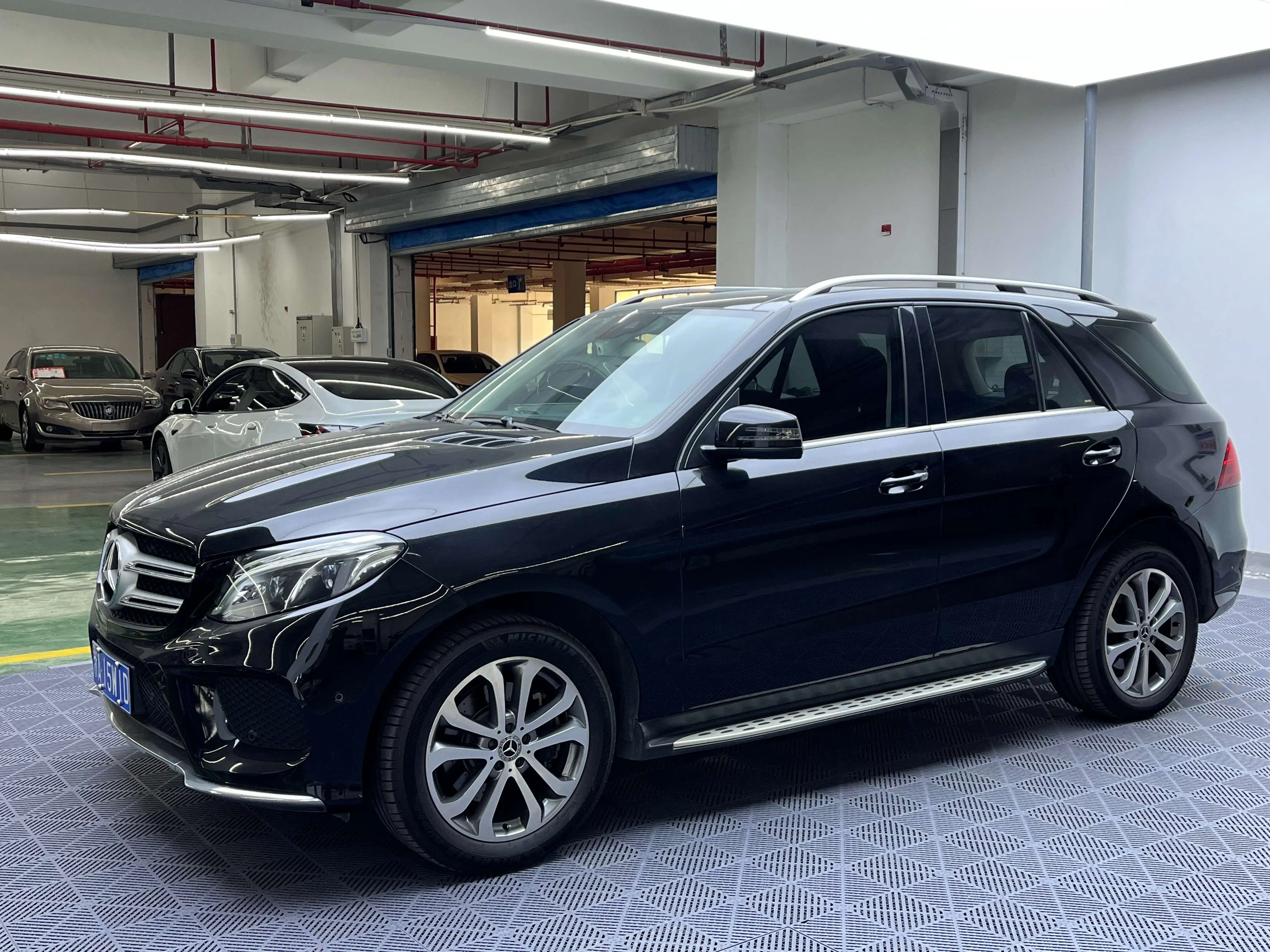 Mercedes-Benz GLE I (W166)