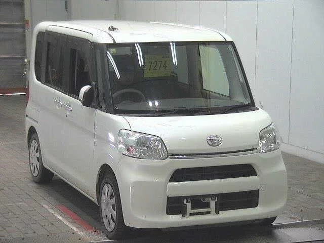 Daihatsu Tanto Лот № 2016