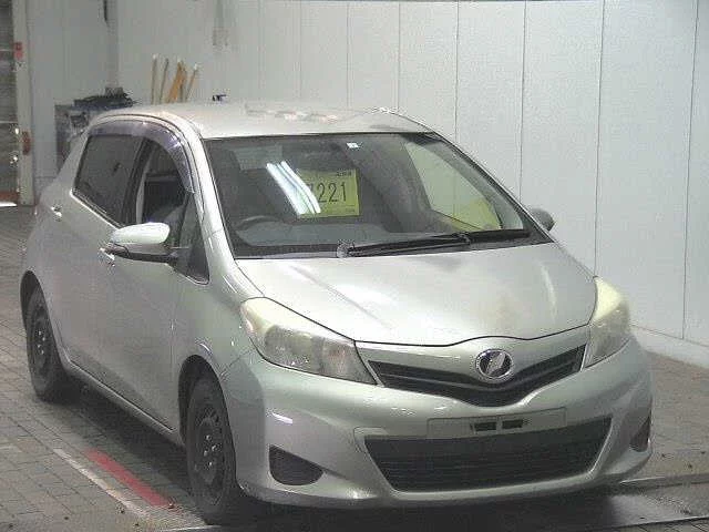 Daihatsu Esse Лот № 2010