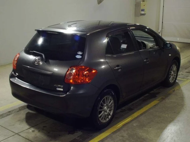 Toyota Auris Лот № 2008