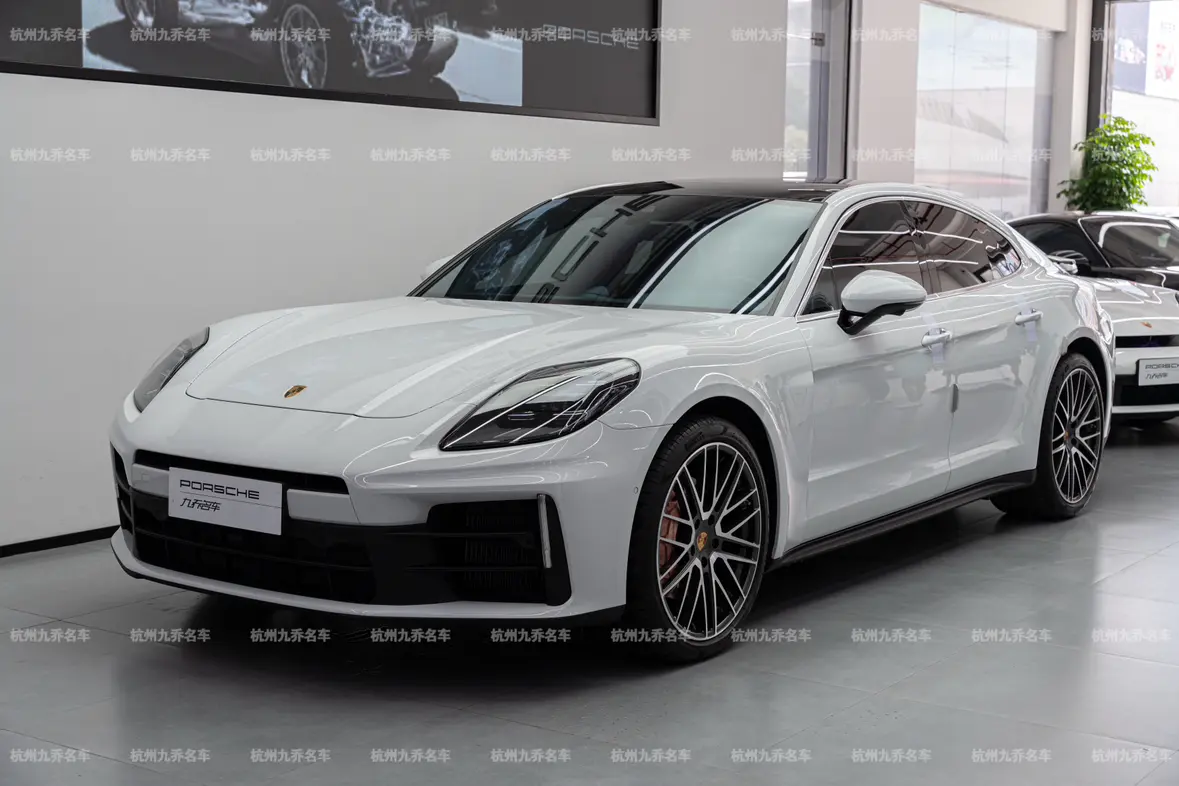 Porsche Panamera III