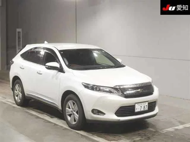 Toyota Harrier Лот № 30840 2015