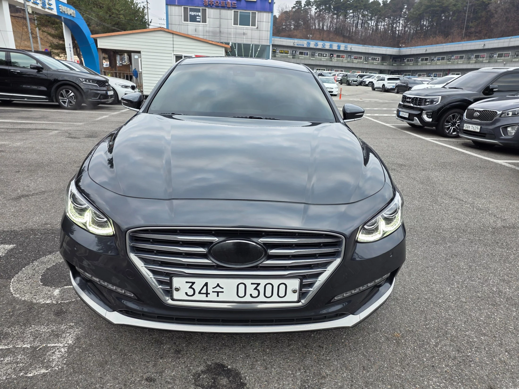 Hyundai Grandeur 2.2 Diesel Premium Special 2017