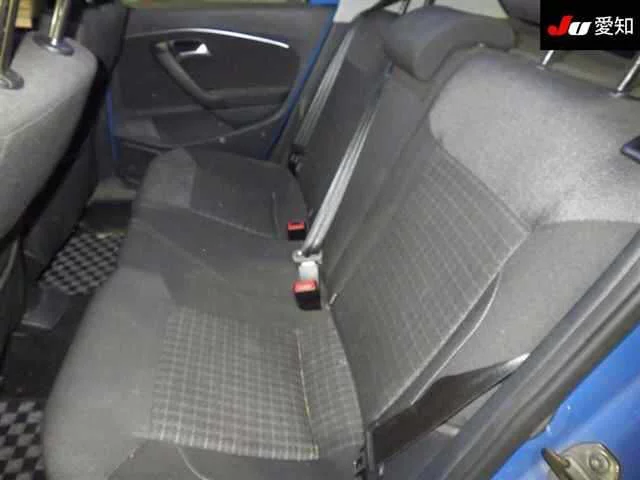 Volkswagen Polo Лот № 30657 2015