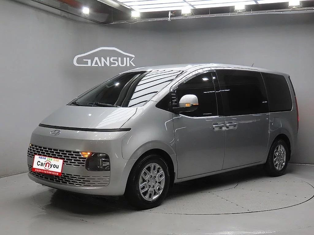 Hyundai Staria 2024