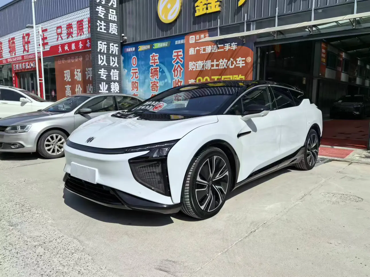 Hiphi X №14494041 2024