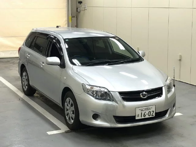 Toyota Corolla Fielder Лот № 2010