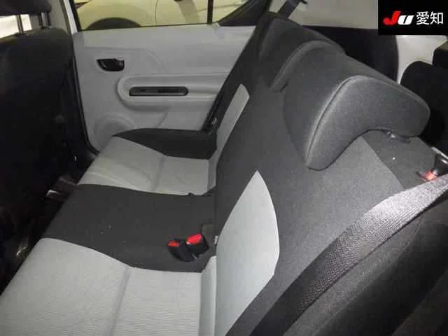 Toyota Aqua Лот № 30568 2012