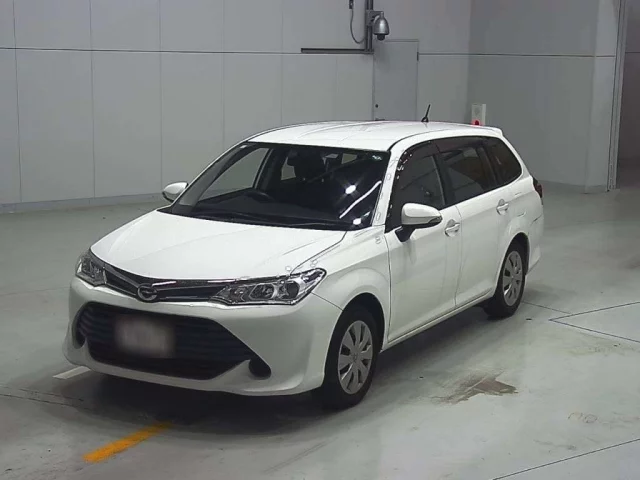 Toyota Corolla Fielder Лот № 30543 2016