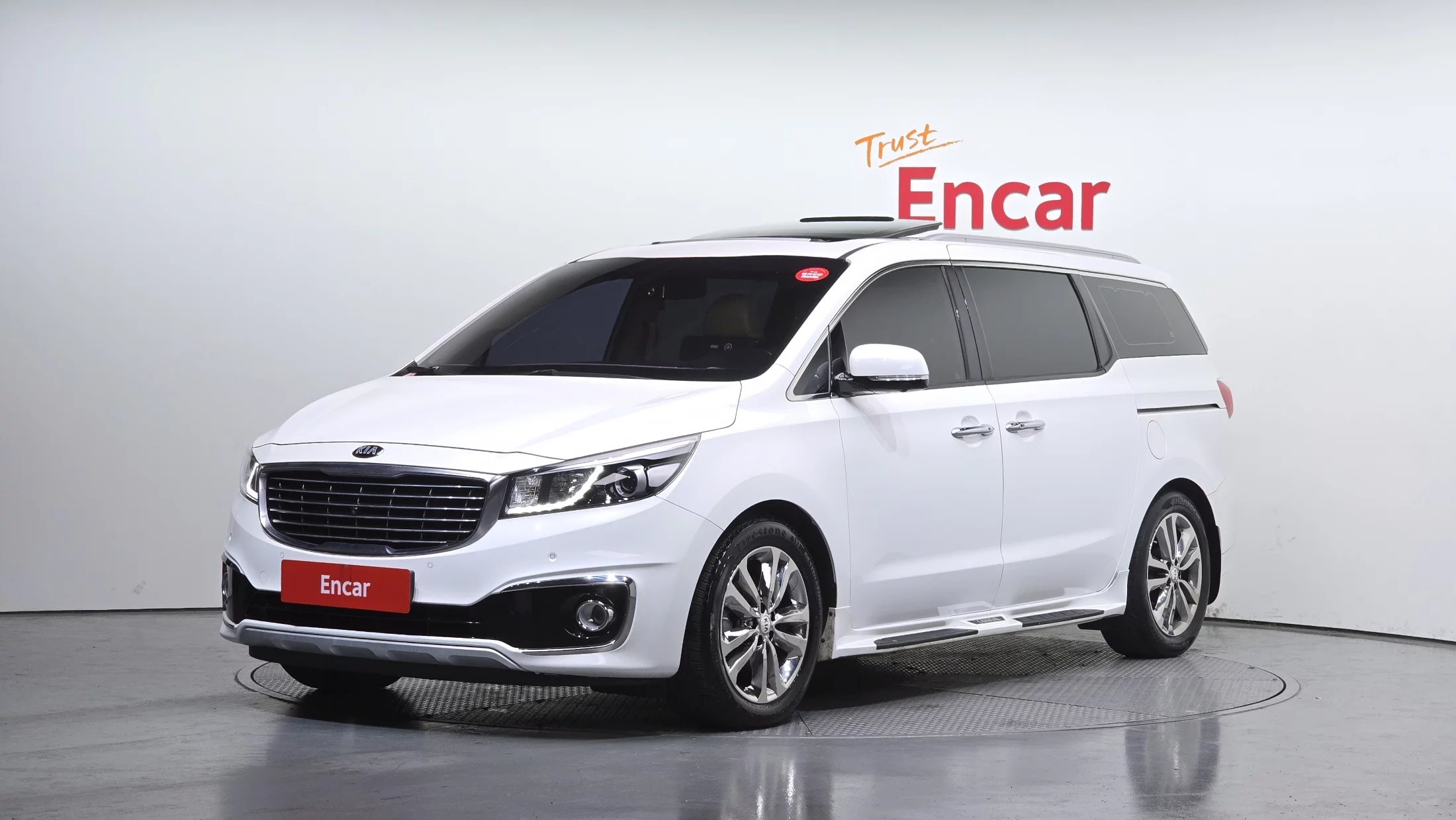 Kia Carnival III