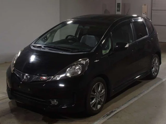 Honda Fit Лот № 2010