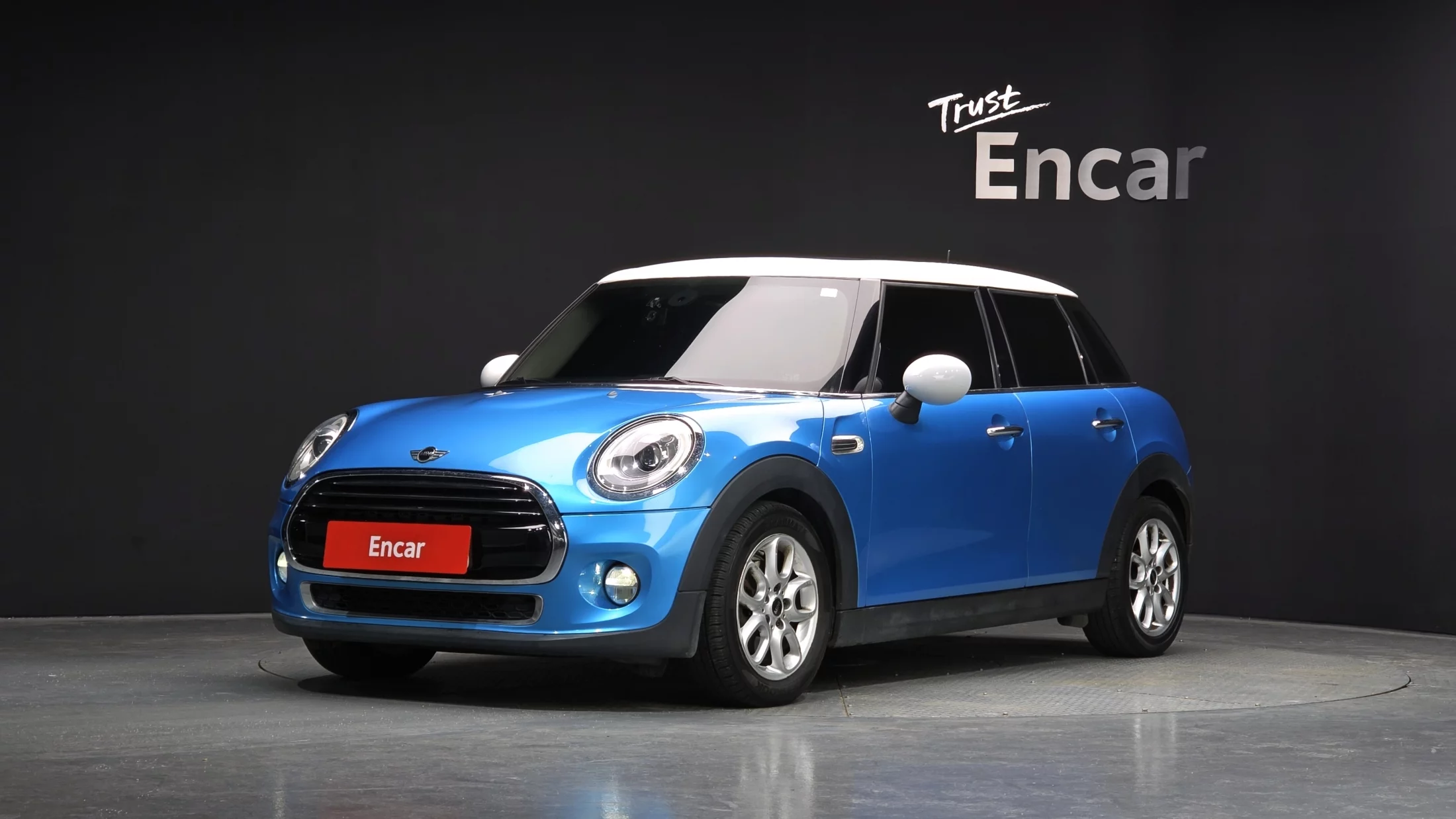 Mini Hatch III (F55/F56)