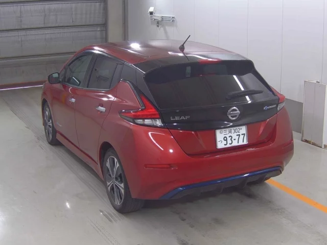 Nissan Leaf II (ZE1)