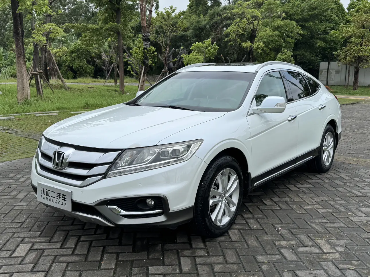 Honda Songs And Poems №20099791 2015