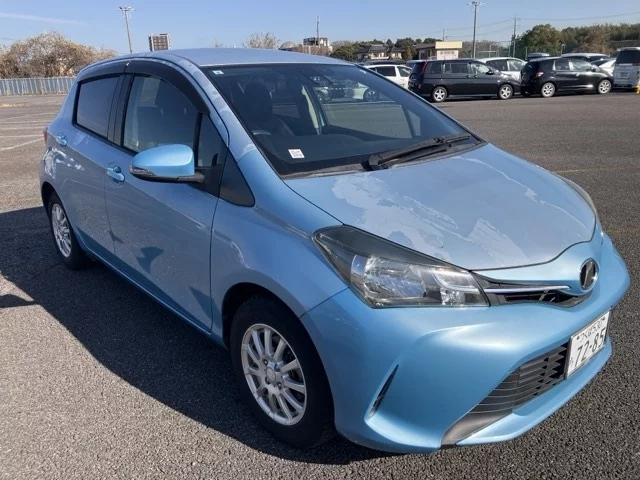 Toyota Vitz Лот № 783 2015