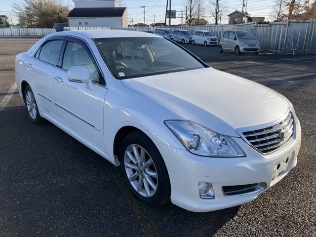 Toyota Crown Лот № 777 2008